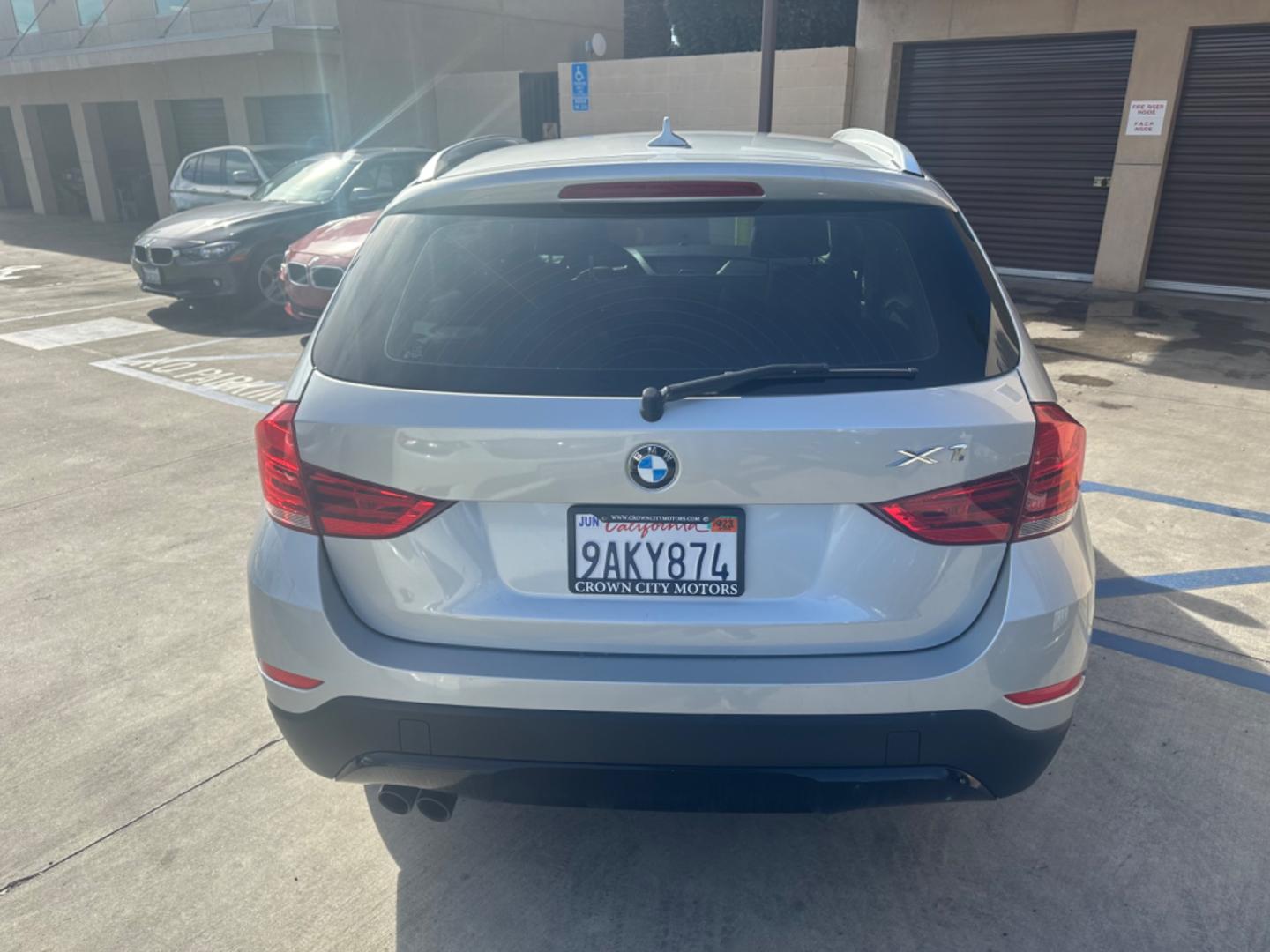 2013 Silver Metallic /Black BMW X1 sDrive28i (WBAVM1C59DV) with an 2.0L L4 DOHC 16V engine, 8-Speed Automatic transmission, located at 30 S. Berkeley Avenue, Pasadena, CA, 91107, (626) 248-7567, 34.145447, -118.109398 - Leather Seats! Premium Wheels! This 2013 BMW X1 sDrive28i looks and drives well. Bad Credit? We can help! We are the bank. All our cars are thoroughly inspected and reconditioned by our technicians. FREE CARFAX report. Stop by or call to speak with our friendly staff. Whether you have bad credit, no - Photo#3